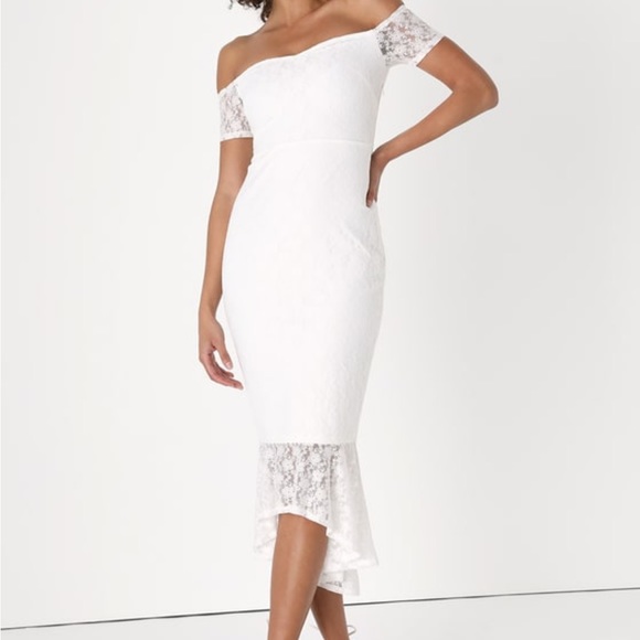 Lulus Dresses & Skirts - Ivory Lace off the shoulder midi dress
